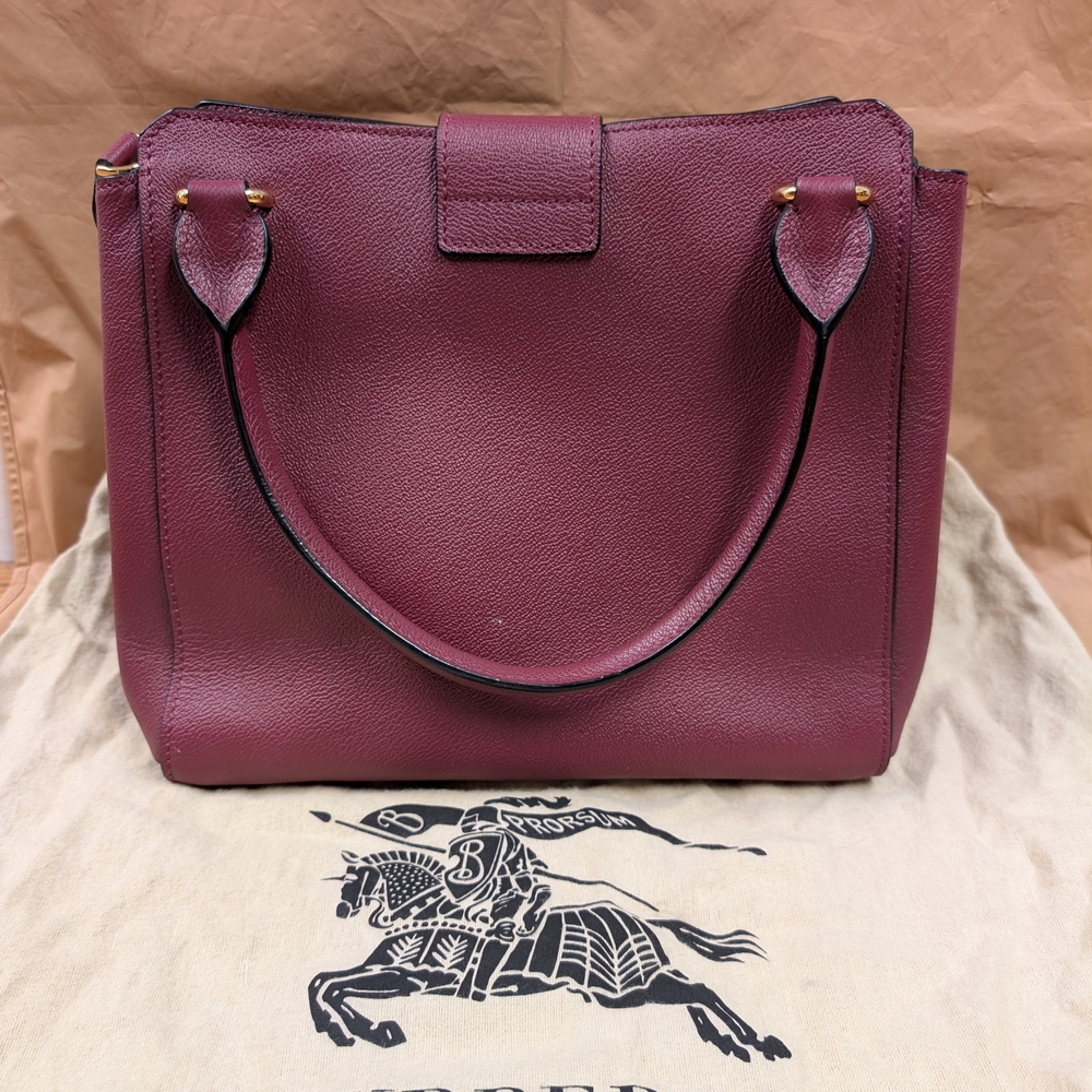 Elegant Burgundy Tote Bag - Picture 7 of 10